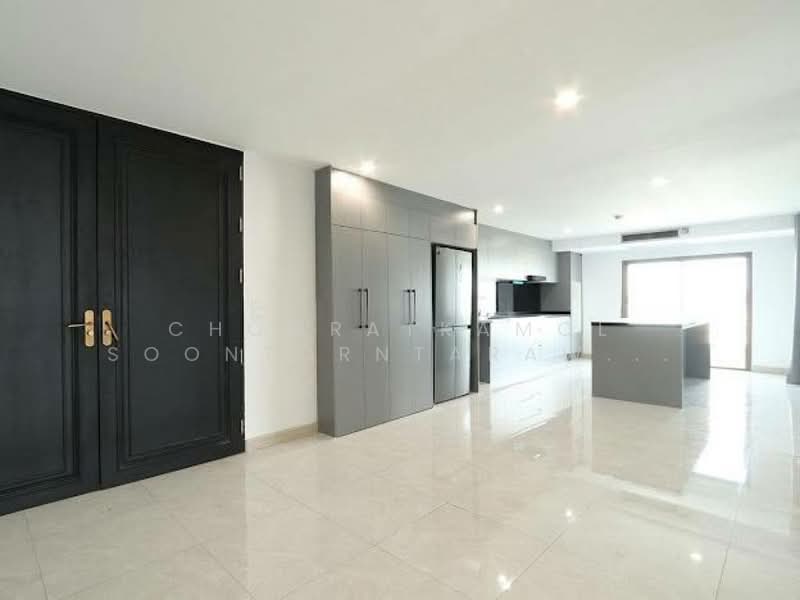 Avana Bangkok Hotel & Convention Centre, Bangkok, 906 Debaratna Road, Bang Na, Bang Na, Bangkok, 3 Bedrooms, 200 sqm, Condo For Rent, by Chomratkamol Soontorntarawong (Gor), 500298225 - DDproperty.com