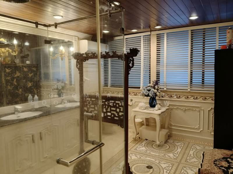 Supalai Place Sukhumvit 39, Bangkok, 175-179 Soi Sukhumvit 39 Sukhumvit Road, Khlong Tan Nua, Watthana, Bangkok, 3 Bedrooms, 189 sqm, Condo For Sale, by Chomratkamol Soontorntarawong (Gor), 500298232 - DDproperty.com