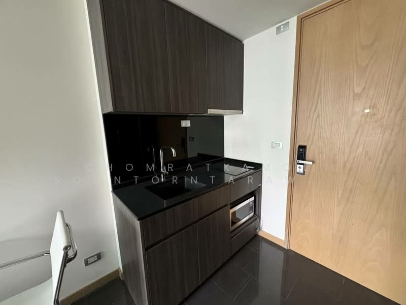 Via 49, Bangkok, 25/1 Soi Sukhumvit 49, Sukhumvit Road, Khlong Tan Nua, Watthana, Bangkok, 1 Bedroom, 35 sqm, Condo For Sale, by Chomratkamol Soontorntarawong (Gor), 500298240 - DDproperty.com