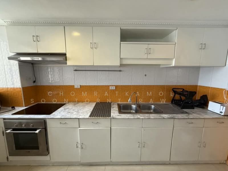 Tai Ping Towers, Bangkok, 582 Soi Sukhumvit 63, Khlong Tan Nua, Watthana, Bangkok, 4 Bedrooms, 255 sqm, Condo For Rent, by Chomratkamol Soontorntarawong (Gor), 500298286 - DDproperty.com