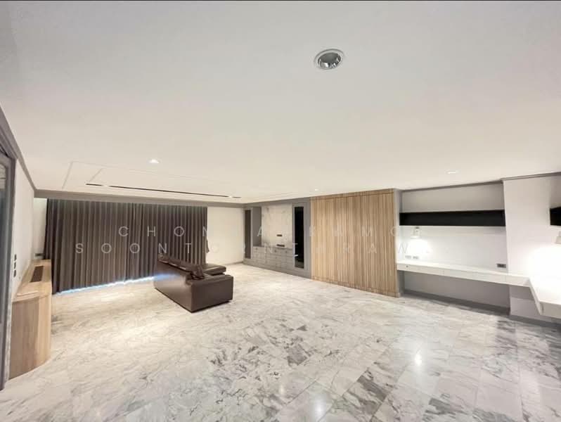 D.S. Tower 1 Sukhumvit 33, Bangkok, Soi Phrom Chit, Khlong Tan Nua, Watthana, Bangkok, 3 Bedrooms, 204 sqm, Condo For Sale, by Chomratkamol Soontorntarawong (Gor), 500298289 - DDproperty.com