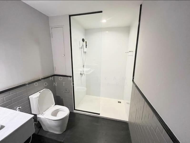 D.S. Tower 1 Sukhumvit 33, Bangkok, Soi Phrom Chit, Khlong Tan Nua, Watthana, Bangkok, 3 Bedrooms, 204 sqm, Condo For Sale, by Chomratkamol Soontorntarawong (Gor), 500298289 - DDproperty.com