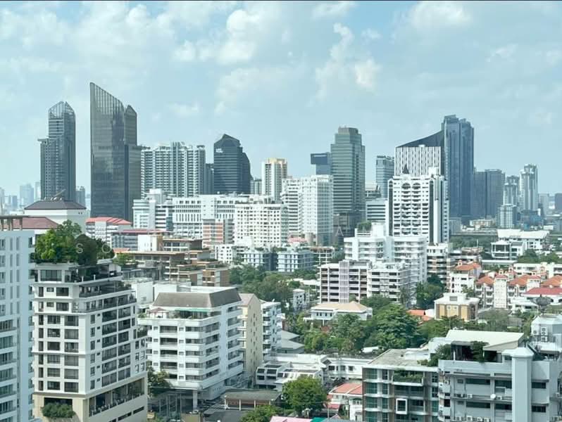 D.S. Tower 1 Sukhumvit 33, Bangkok, Soi Phrom Chit, Khlong Tan Nua, Watthana, Bangkok, 3 Bedrooms, 204 sqm, Condo For Sale, by Chomratkamol Soontorntarawong (Gor), 500298289 - DDproperty.com
