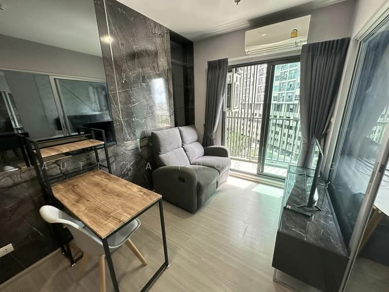 The Parkland Phetkasem 56, Bangkok, Phetkasem Road, Bang Wa, Phasi Charoen, Bangkok, 1 Bedroom, 31 sqm, Condo For Rent, by Auttika Phormtong, 500298353 - DDproperty.com