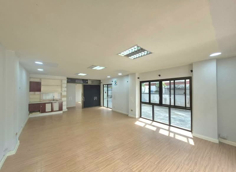Dalin Place, Bangkok, Phahon Yothin 69 Alley, Anusaowari, Bang Khen, Bangkok, 1 Bedroom, 60 sqm, Condo For Sale, by กรกฤตย์ บุญสระ, 500298379 - DDproperty.com