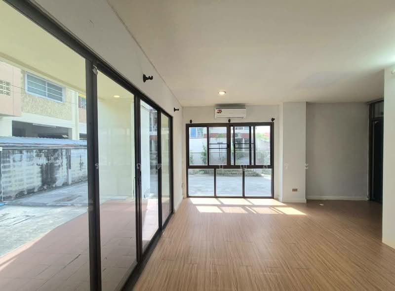 Dalin Place, Bangkok, Phahon Yothin 69 Alley, Anusaowari, Bang Khen, Bangkok, 1 Bedroom, 60 sqm, Condo For Sale, by กรกฤตย์ บุญสระ, 500298379 - DDproperty.com