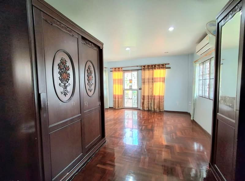 Baan Sathaporn Rangsit : บ้านสถาพร รังสิต, ปทุมธานี, ซอย รังสิต-นครนายก 73, บึงยี่โถ, ธัญบุรี, ปทุมธานี, 310 ตร.ม., บ้านเดี่ยว ขาย, โดย กรกฤตย์ บุญสระ, 500298383 - DDproperty.com