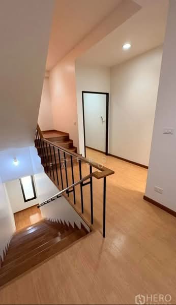 For Rent 4 Bedroom Townhouse in Phra Khanong near BTS Punnawithi, Bangkok HRE00736, กรุงเทพ, บางจาก, พระโขนง, กรุงเทพ, 230 ตร.ม., ทาวน์เฮ้าส์ ให้เช่า, โดย Hero Realtor Co., Ltd., 500298393 - DDproperty.com