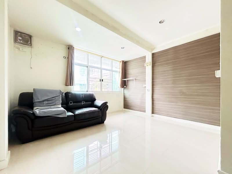 หมู่บ้านเสริมสิน สะพานขวา, Bangkok, Bang Sue, Bangkok, 2 Bedrooms, 100 sqm, Townhouse For Sale, by The Best Property เปิ้ล, 500298405 - DDproperty.com
