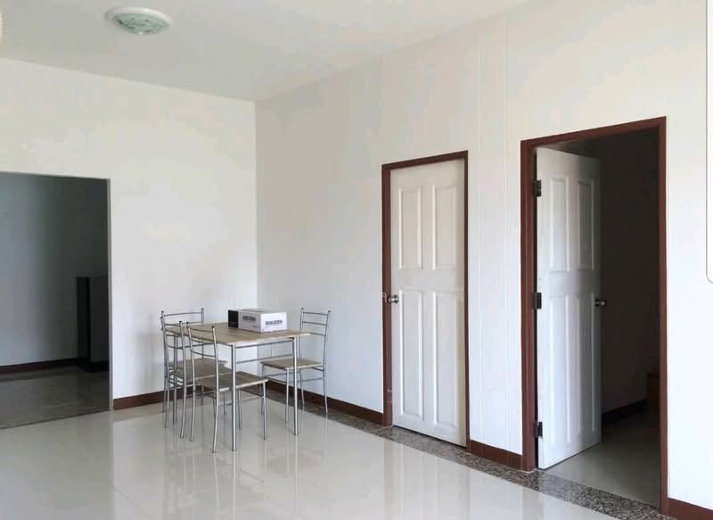 ขาย/เช่าบ้านเดี่ยวชั้นเดียว ในซอยริศาปาร์คแอนด์รีสอร์ท หลังมุม 55 ตร.วา ราคาถูกมาก ห่างตลาดบ้านไผ่, Khon Kaen, Ban Phai, Khon Kaen, 2 Bedrooms, 220 sqm, Single Detached House For Rent, by คุณ มลฤดี, 500298415 - DDproperty.com
