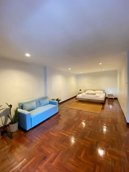 อาคารให้เช่า เอกมัย ทองหล่อ สุขุมวิท : Buildings for rent in Ekkamai, Thonglor, Sukhumvit., กรุงเทพ, พระโขนงเหนือ, วัฒนา, กรุงเทพ, 450 ตร.ม., ตึกแถว-อาคารพาณิชย์ ให้เช่า, โดย TOAH T., 500298439 - DDproperty.com