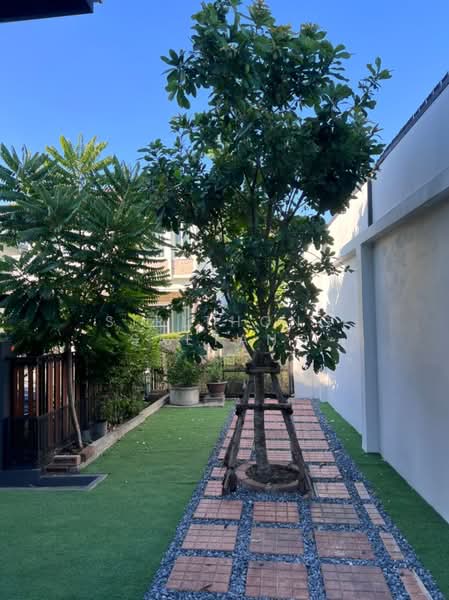 Manthana Ramintra-Wongwean, Bangkok, Kanchanaphisek Road, Khan Na Yao, Bangkok, 6 Bedrooms, 330 sqm, Single Detached House For Rent, by Sirithong Saetang, 500298465 - DDproperty.com