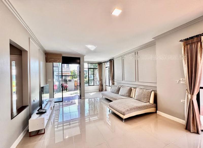 Manthana Ramintra-Wongwean, bangkok, Kanchanaphisek Road, Khan Na Yao, Bangkok, 6 Bedrooms, 330 sqm, Single Detached House For Rent, by Sirithong Saetang, 500298465 - DDproperty.com