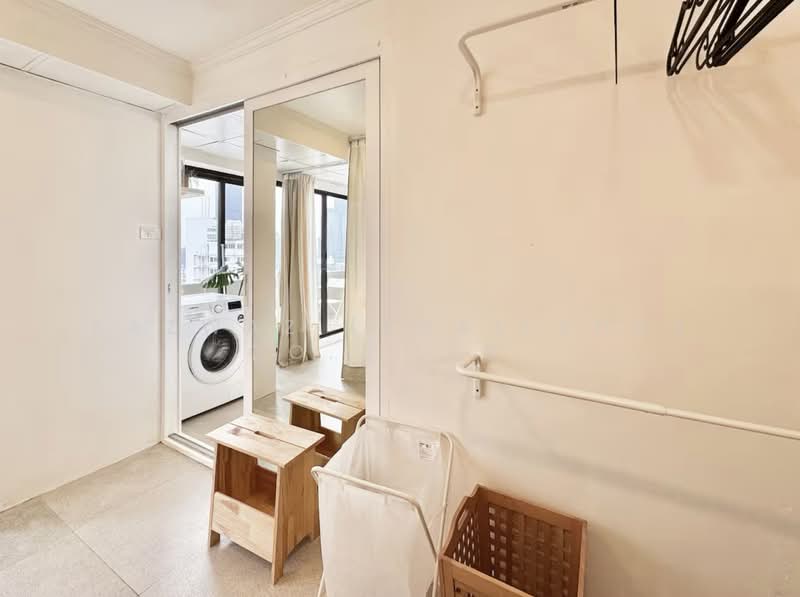 Omni Tower Sukhumvit Nana, Bangkok, 69 Sukhumvit 4 Alley, Khlong Toei, Bangkok, 1 Bedroom, 76 sqm, Condo For Sale, by Fazwaz (Thailand) Co., Ltd., 500298477 - DDproperty.com