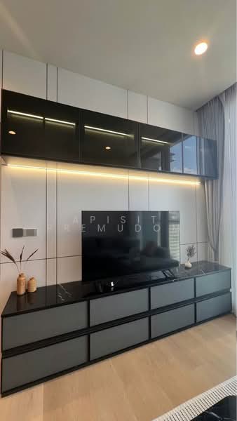 Anil Sathorn 12, Bangkok, 122 N Sathon Rd, Thung Maha Mek, Sathon, Bangkok, 1 Bedroom, 45 sqm, Condo For Rent, by Apisit Premudom, 500298489 - DDproperty.com