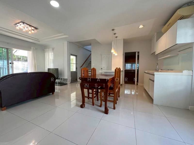 บ้านให้เช่า – โซนแม่เหียะ | เมืองเชียงใหม่ ค่าเช่า 42,000 บาท / เดือน รหัสทรัพย์ : No.9H1048, Chiang Mai, Mae Hia, Muang Chiang Mai, Chiang Mai, 4 Bedrooms, 150 sqm, Single Detached House For Rent, by Rutchaporn Tunsiri, 500298511 - DDproperty.com