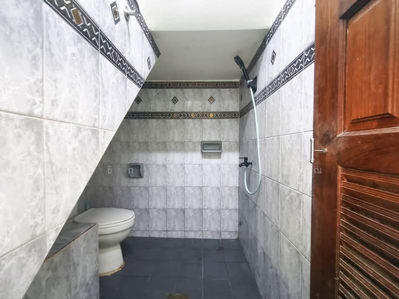 Sinphatthana 4, Nonthaburi, Talat Kwan, Muang Nonthaburi, Nonthaburi, 2 Bedrooms, 110 sqm, Townhouse For Sale, by นันธิกา ศรีสุวรรณ, 500298514 - DDproperty.com