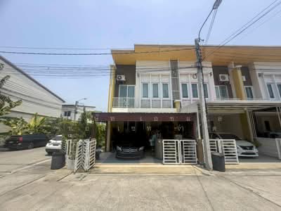 ขาย - Golden Town Rattanathibet – Bang Phlu BTS Station : โกลเด้น ทาวน์ รัตนาธิเบศร์ – สถานีรถไฟฟ้าบางพลู, นนทบุรี