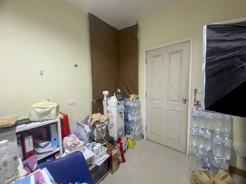 Golden Town Rattanathibet – Bang Phlu BTS Station : โกลเด้น ทาวน์ รัตนาธิเบศร์ – สถานีรถไฟฟ้าบางพลู, นนทบุรี, ถนนบางกรวย-ไทรน้อย, บางรักใหญ่, บางบัวทอง, นนทบุรี, 135 ตร.ม., ทาวน์เฮ้าส์ ขาย, โดย บริษัท เอชแอล แอสเซท จำกัด, 500298550 - DDproperty.com