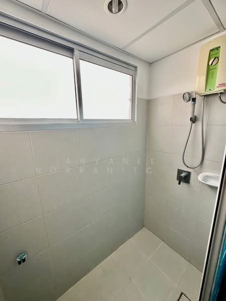 Supalai Park Asoke-Ratchada, Bangkok, Dindaeng Road, Din Daeng, Din Daeng, Bangkok, 1 Bedroom, 50 sqm, Condo For Rent, by Anyanee Norranitchaiyakul, 500298553 - DDproperty.com