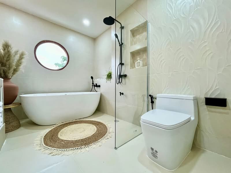 3-Storey Townhouse, Jed Yod Area Prime location next to Ton Pho 7-Eleven Close to MAYA., Chiang Mai, Chang Phuak, Muang Chiang Mai, Chiang Mai, 3 Bedrooms, 200 sqm, Townhouse For Rent, by The Positive ที่ดิน บ้าน คอนโด, 500298559 - DDproperty.com