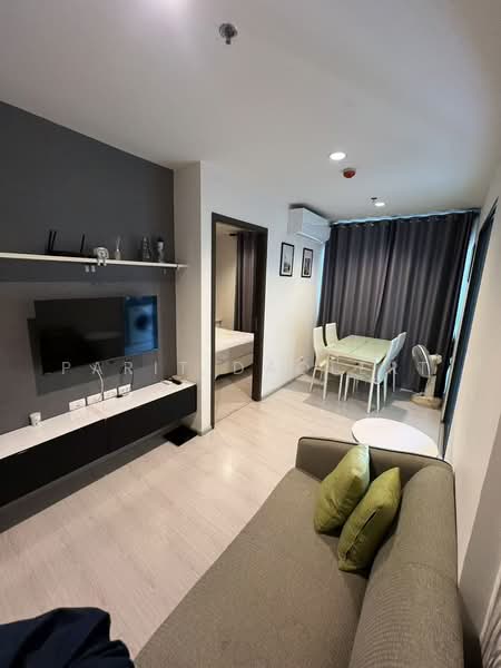 Rhythm Asoke, Bangkok, 299 Asoke - Dindaeng Road, Makkasan, Ratchathewi, Bangkok, 1 Bedroom, 35 sqm, Condo For Rent, by Parit Daolert, 500298560 - DDproperty.com