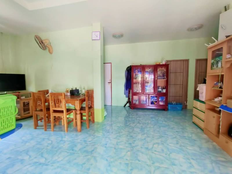 บ้านเดี่ยวพร้อมที่ดินพิชัย อุตรดิตถ์, Uttaradit, Nai Muang, Phichai, Uttaradit, 3 Bedrooms, 140 sqm, Single Detached House For Sale, by The Best Property น้อยหน่า, 500298641 - DDproperty.com
