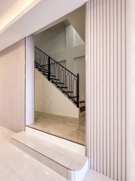 Baan Klang Muang Rama 9 - Ladprao, Bangkok, Soi Ladprao 88, Wang Thonglang, Bangkok, 4 Bedrooms, 24 sqm, Townhouse For Sale, by Forty-Six Real Estate Group, 500298669 - DDproperty.com