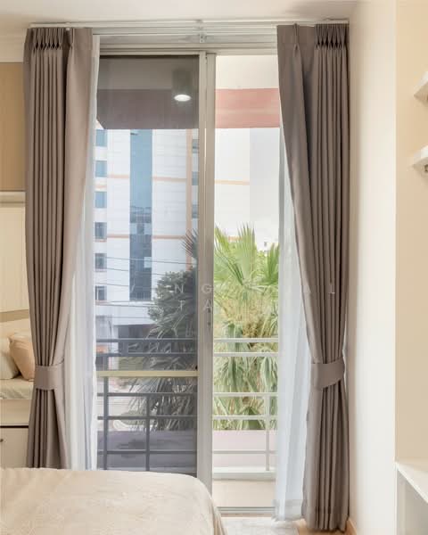 The IRIS Rama 9-Srinakarin, Bangkok, Srinakarin Road, Suan Luang, Suan Luang, Bangkok, 1 Bedroom, 46 sqm, Condo For Sale, by Living Real Estates, 500298671 - DDproperty.com