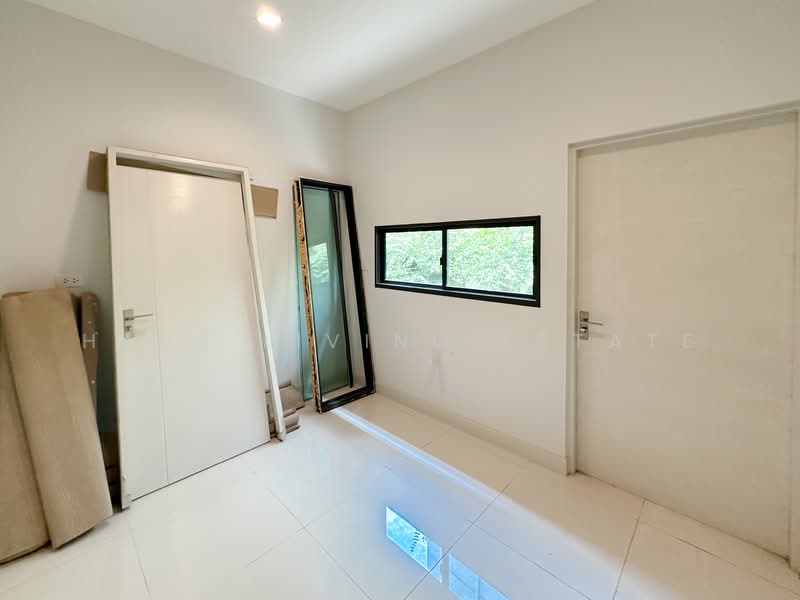 Bangkok Boulevard Donmueang-Chaengwattana, Bangkok, Nawong Pracha Phatthana Road, Si Khan, Don Mueang, Bangkok, 4 Bedrooms, 356 sqm, Single Detached House For Sale, by Haus Living Estate, 500298672 - DDproperty.com