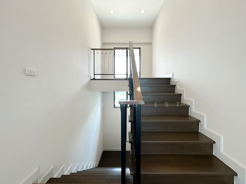 Bangkok Boulevard Donmueang-Chaengwattana, Bangkok, Nawong Pracha Phatthana Road, Si Khan, Don Mueang, Bangkok, 4 Bedrooms, 356 sqm, Single Detached House For Sale, by Haus Living Estate, 500298672 - DDproperty.com