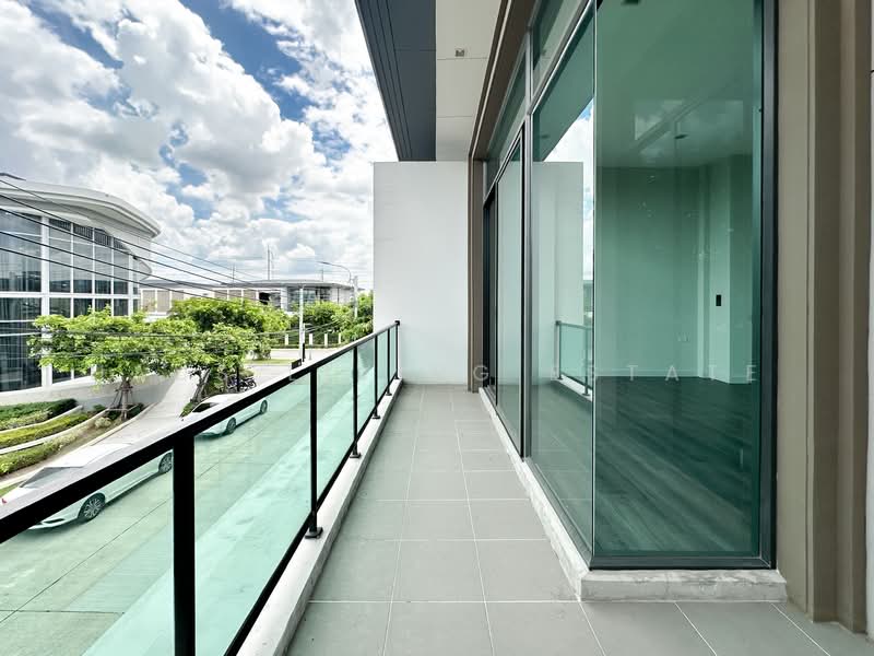 Bangkok Boulevard Donmueang-Chaengwattana, Bangkok, Nawong Pracha Phatthana Road, Si Khan, Don Mueang, Bangkok, 4 Bedrooms, 356 sqm, Single Detached House For Sale, by Haus Living Estate, 500298672 - DDproperty.com