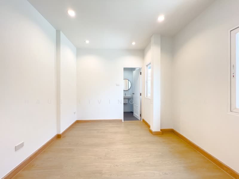 Seranee Raya 2, Bangkok, Nawong Pracha Phatthana Road, Si Khan, Don Mueang, Bangkok, 3 Bedrooms, 194 sqm, Single Detached House For Sale, by Haus Living Estate, 500298697 - DDproperty.com
