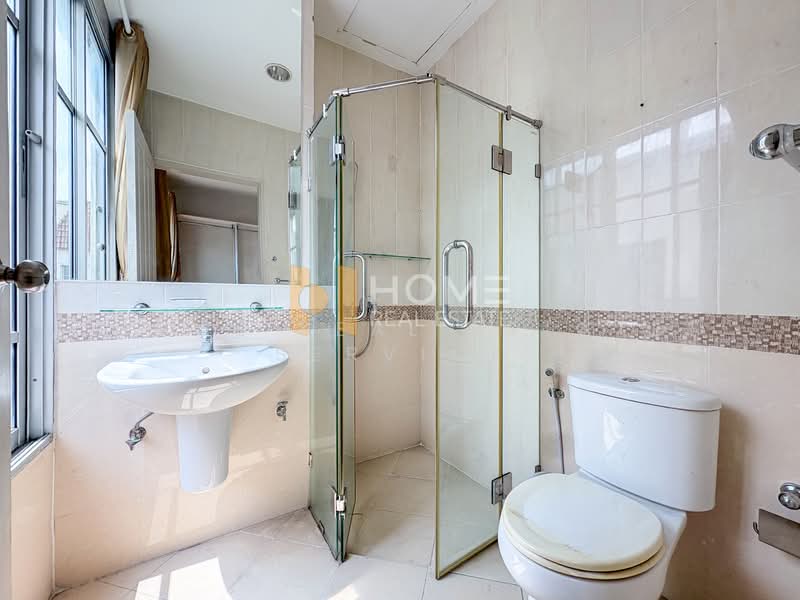 Baan Klang Muang Monte-Carlo, Bangkok, Moobaan Klang Muang Monte-Carlo Road, Ratchavipha, Lat Yao, Chatuchak, Bangkok, 3 Bedrooms, 180 sqm, Townhouse For Sale, by HOME Real Estate Service, 500298706 - DDproperty.com