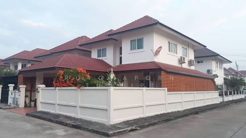 Pool Villa ให้เช่า ใกล้บิ๊กซีแม่เหียะ เพียง 10 นาที ค่าเช่า 33,000 บาท / เดือน รหัสทรัพย์ : No.9P019, Chiang Mai, San Phak Wan, Hang Dong, Chiang Mai, 3 Bedrooms, 200 sqm, Single Detached House For Rent, by Rutchaporn Tunsiri, 500298774 - DDproperty.com