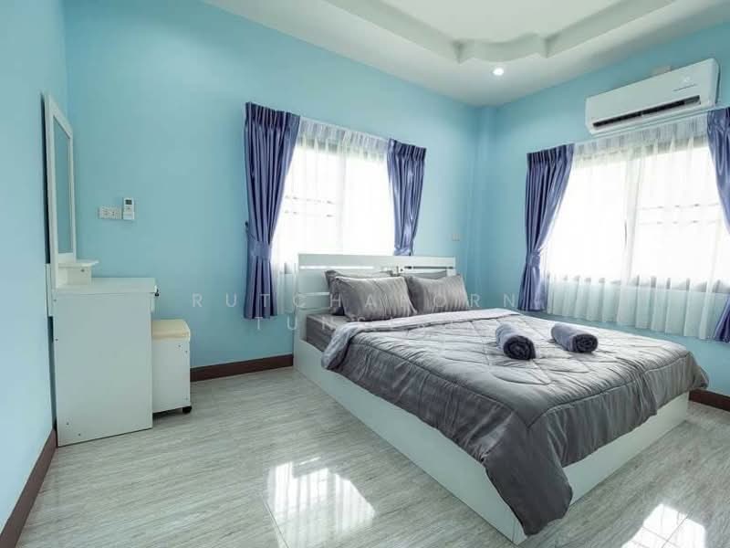 Pool Villa ให้เช่า ใกล้บิ๊กซีแม่เหียะ เพียง 10 นาที ค่าเช่า 45,000 บาท / เดือน รหัสทรัพย์ : No.9P020, Chiang Mai, San Phak Wan, Hang Dong, Chiang Mai, 5 Bedrooms, 280 sqm, Single Detached House For Rent, by Rutchaporn Tunsiri, 500298791 - DDproperty.com