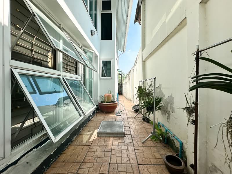 ็House Soi Prachachuen 12, Bangkok, ประชาชื่น, Thung Song Hong, Lak Si, Bangkok, 5 Bedrooms, 250 sqm, Single Detached House For Sale, by Haus Living Estate, 500298795 - DDproperty.com