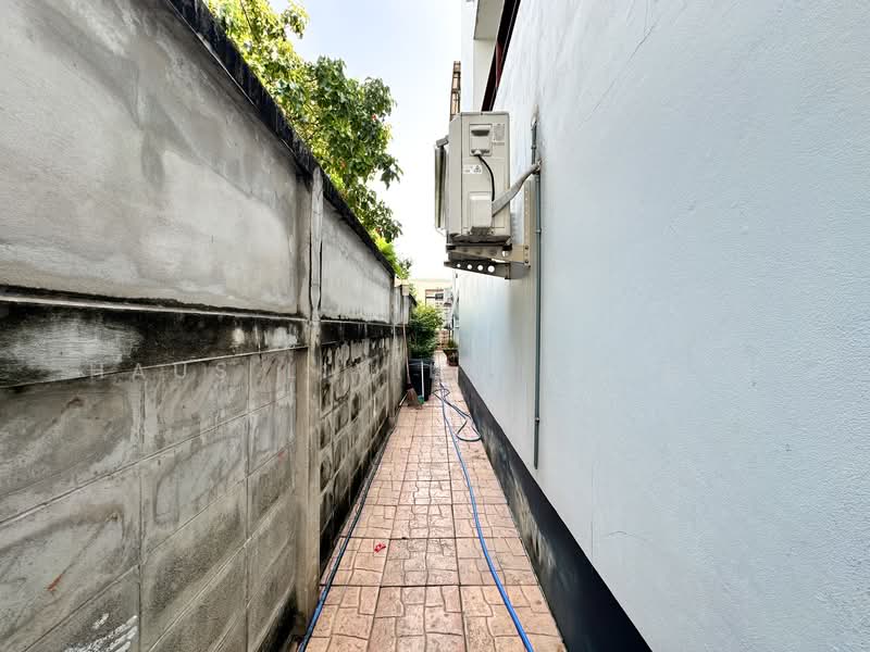 ็House Soi Prachachuen Nonthaburi 12, Bangkok, ประชาชื่น, Thung Song Hong, Lak Si, Bangkok, 5 Bedrooms, 250 sqm, Single Detached House For Sale, by Haus Living Estate, 500298795 - DDproperty.com