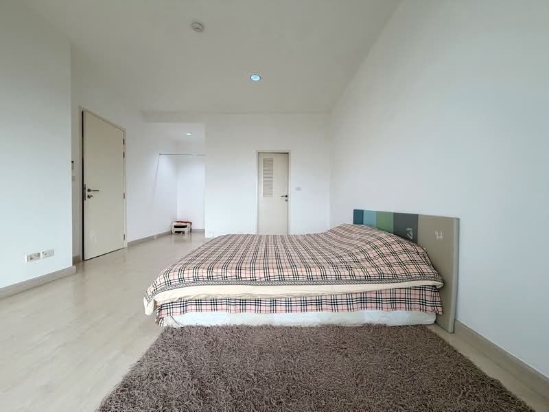 The Fourwings Residence, Bangkok, 335 Srinakarin, Hua Mak, Bang Kapi, Bangkok, 3 Bedrooms, 138 sqm, Condo For Rent, by คุณรวีวรรณ อู่เงิน, 500298803 - DDproperty.com