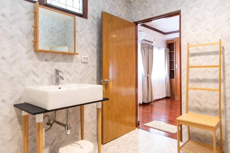 Single house for rent near MRT Lat Phrao 300 (SPSJP331), Bangkok, Jom Phon, Chatuchak, Bangkok, 7 Bedrooms, 400 sqm, Single Detached House For Rent, by Khun Jane, 500298809 - DDproperty.com