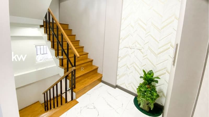 Hallmark 2 Prestige Sukhumvit 64, Bangkok, Soi Sukhumvit 64, Bang Chak, Phra Khanong, Bangkok, 5 Bedrooms, 357 sqm, Townhouse For Rent, by Keller Williams, 500298850 - DDproperty.com