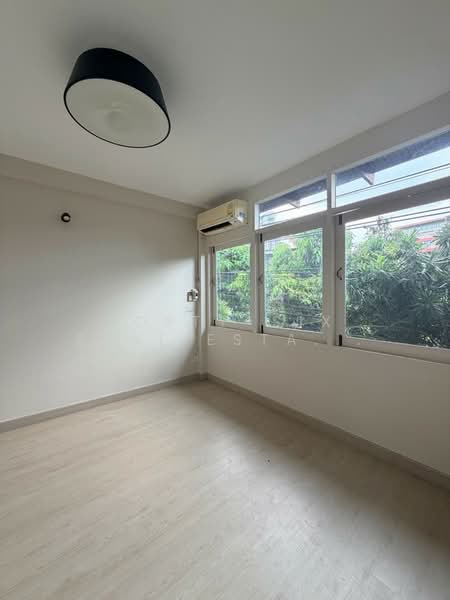 Space for Rent | เอกมัย 12 พื้นที่ทำกิจการ, Bangkok, Khlong Tan Nua, Watthana, Bangkok, , 70 sqm, Business For Rent, by Forty-Six Real Estate Group, 500298860 - DDproperty.com