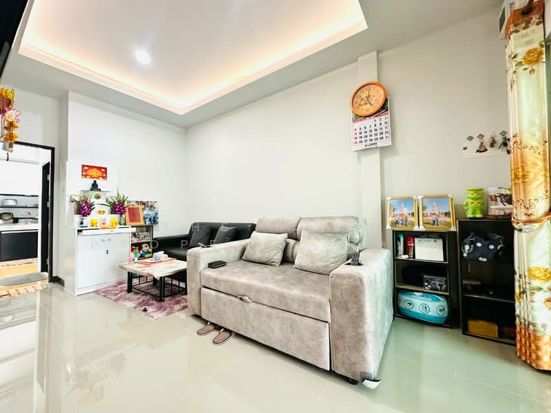 หมู่บ้านนิราวิลล์ วิลเลจ เศรษฐกิจ-พันธุวงษ์ (Niraville Village Setthakit-Phanthuwong) สมุทรสาคร, สมุทรสาคร, บ้านเกาะ, เมืองสมุทรสาคร, สมุทรสาคร, 120 ตร.ม., ทาวน์เฮ้าส์ ขาย, โดย The Best Property  ตาล, 500298939 - DDproperty.com