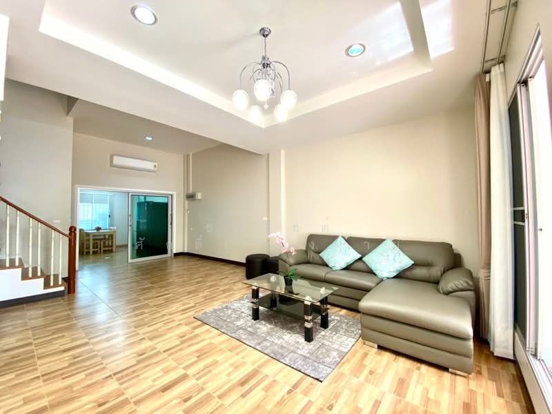 Baan Klang Muang The Royal Monaco Srinakarin-Pattanakarn : บ้านกลางเมือง เดอะรอยัล โมนาโค ศรีนครินทร์-พัฒนาการ, กรุงเทพ, ถนนพระราม 9 ซอย 43, สวนหลวง, สวนหลวง, กรุงเทพ, 220 ตร.ม., ทาวน์เฮ้าส์ ให้เช่า, โดย ธนรัชต์ ศักดิ์เรืองงาม, 500298940 - DDproperty.com