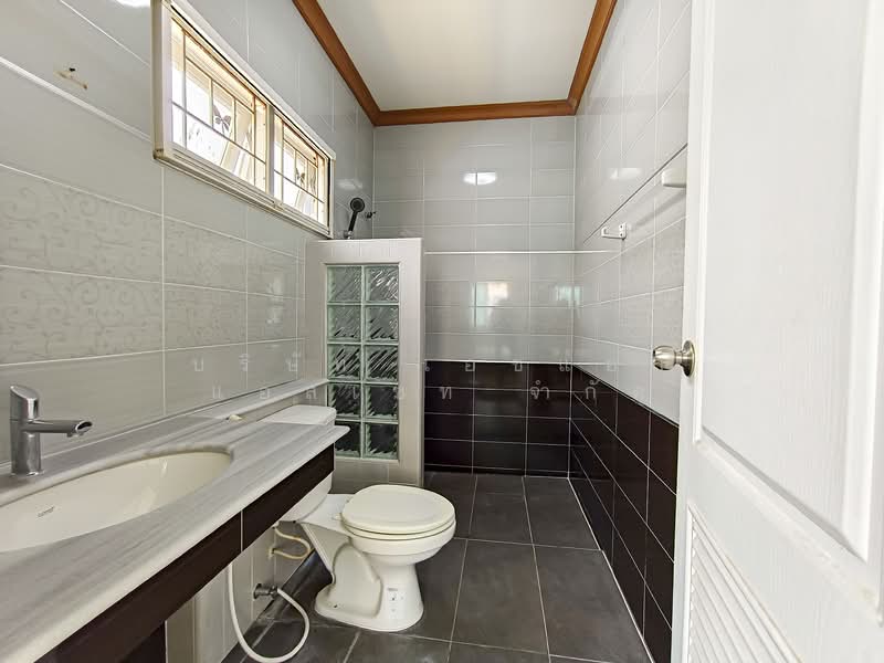 Pinthong 4 Don Mueang, Bangkok, Si Khan, Don Mueang, Bangkok, 3 Bedrooms, 135 sqm, Semi-Detached House (Twin House) For Sale, by บริษัท เอชแอล แอสเซท จำกัด, 500298950 - DDproperty.com