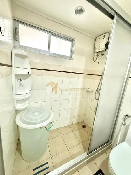 Lumpini Ville Cultural Center, Bangkok, Prachautid Road, Samsen Nok, Huai Khwang, Bangkok, Studio, 30 sqm, Condo For Sale, by Neeranuch Somprasong, 500298963 - DDproperty.com