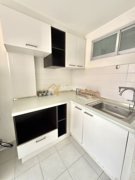 Lumpini Ville Cultural Center, Bangkok, Prachautid Road, Samsen Nok, Huai Khwang, Bangkok, Studio, 30 sqm, Condo For Sale, by Neeranuch Somprasong, 500298963 - DDproperty.com