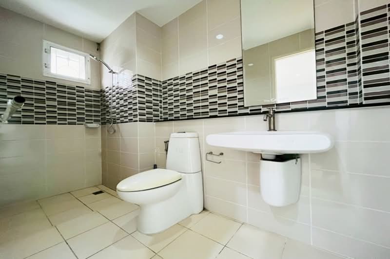 The Exclusive Pattanakarn 44, Bangkok, Soi Phatthanakan 44, Phatthanakan Road, Suan Luang, Bangkok, 4 Bedrooms, 200 sqm, Townhouse For Sale, by คุณจ๋า, 500298985 - DDproperty.com