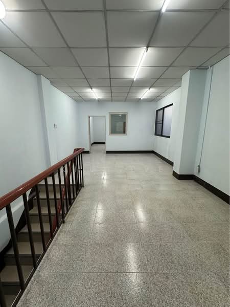 Newly Renovated Commercial Building for Rent Near BTS Samrong with Parking (SPSEVE1920), Samut Prakan, สุขุมวิท, Samrong Nua, Muang Samut Prakarn, Samut Prakan, , 365 sqm, Shophouse For Rent, by Khun Eve, 500299031 - DDproperty.com