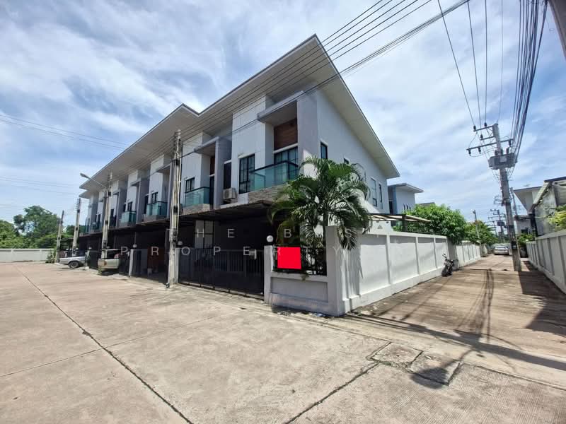 มิลาโน ทาวน์ ศรีราชา, Chon Buri (Pattaya), Surasak, Si Racha, Chon Buri (Pattaya), 3 Bedrooms, 100 sqm, Townhouse For Sale, by The Best Property ปุ้ย, 500299098 - DDproperty.com